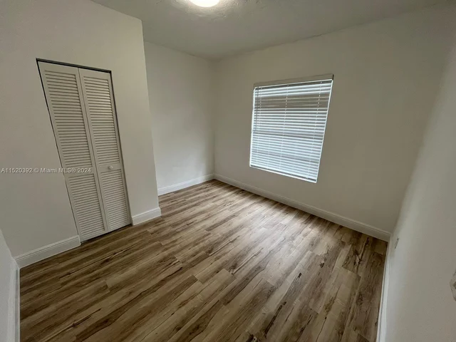 401 NW 51st St, Miami FL 33127