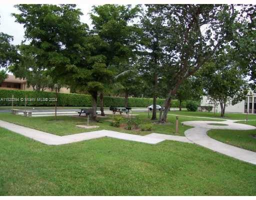 301 N Pine Island Rd # 117, Plantation FL 33324