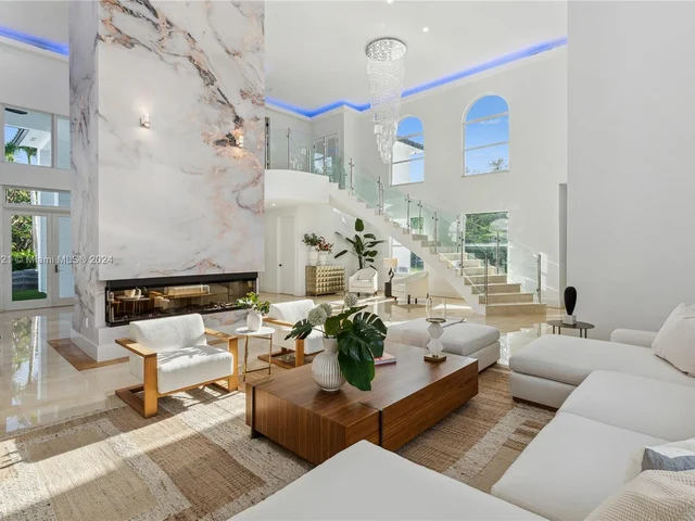 6290 SW 130th Ter, Pinecrest FL 33156