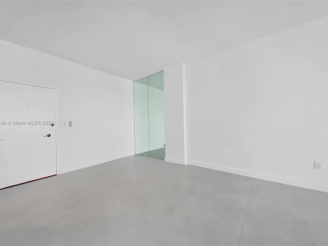 800 West Ave, Miami Beach FL 33139