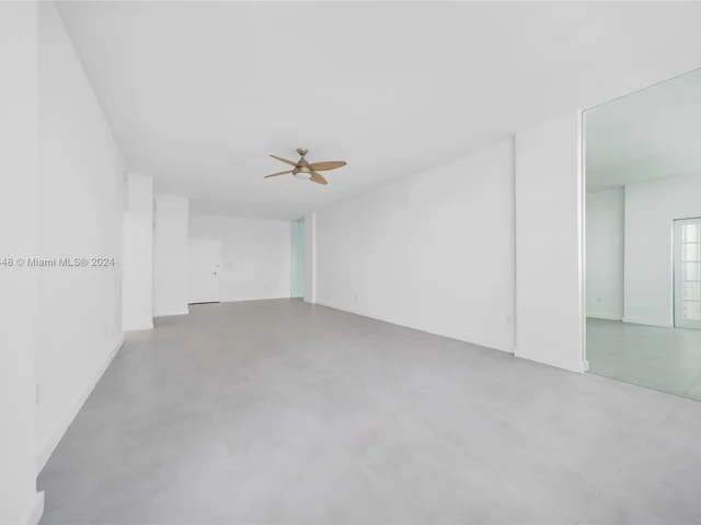 800 West Ave, Miami Beach FL 33139