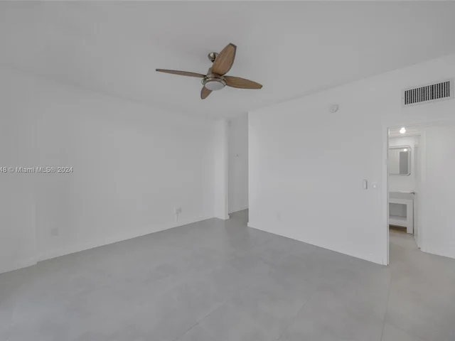 800 West Ave, Miami Beach FL 33139