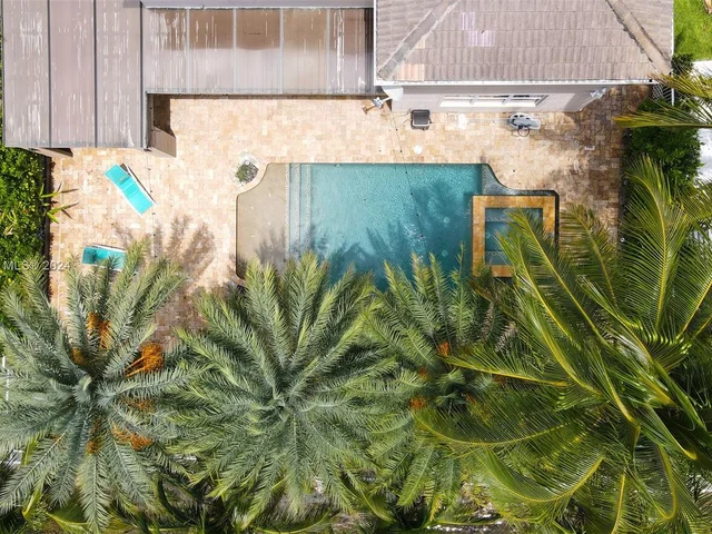 16220 SW 21st St, Miramar FL 33027