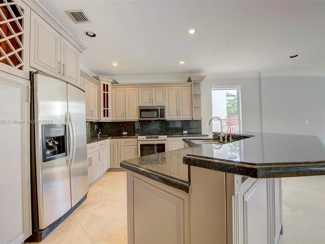 16220 SW 21st St, Miramar FL 33027