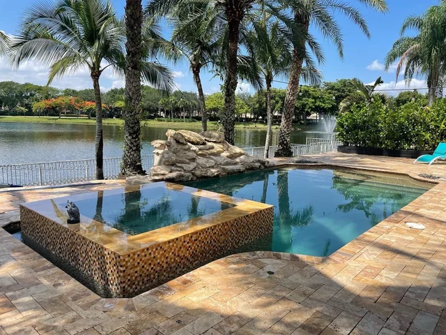 16220 SW 21st St, Miramar FL 33027