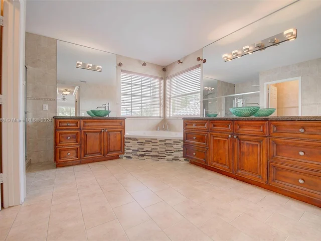 16220 SW 21st St, Miramar FL 33027