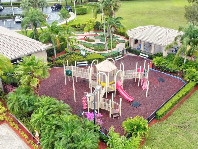 16220 SW 21st St, Miramar FL 33027