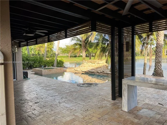 16220 SW 21st St, Miramar FL 33027