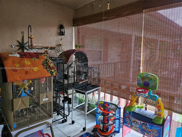 11291 SW 88th St # 204M, Miami FL 33176