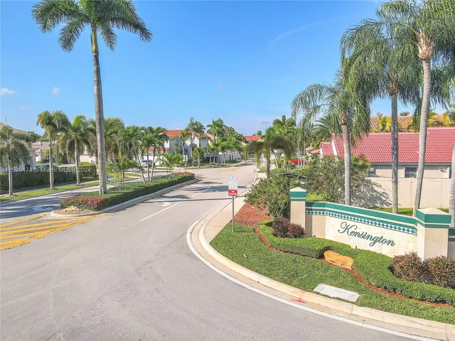 18801 NW 11th St, Pembroke Pines FL 33029