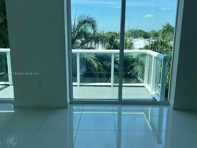 1861 NW South River Dr # A12, Miami FL 33125