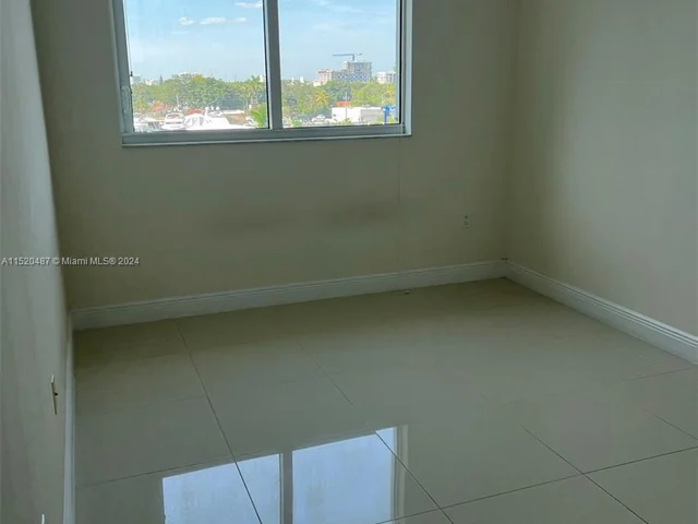 1861 NW South River Dr # A12, Miami FL 33125