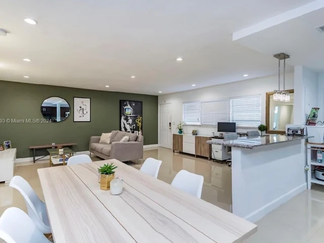 11930 NE 19th Dr # 6, North Miami FL 33181