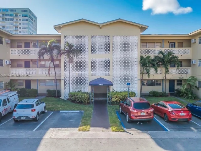 11930 NE 19th Dr # 6, North Miami FL 33181