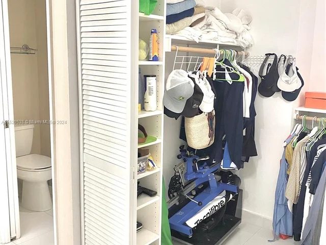 19195 NE 36th Ct # 402, Aventura FL 33180