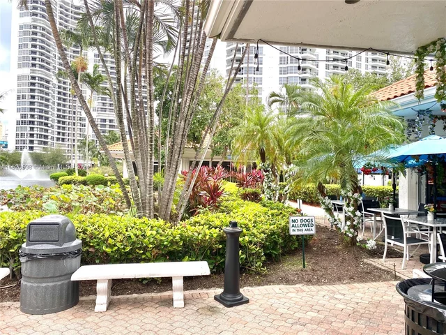 19195 NE 36th Ct # 402, Aventura FL 33180