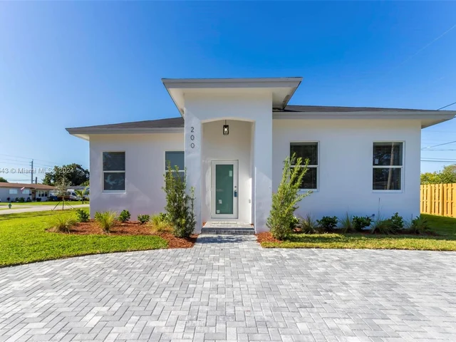 200 N 66th Ave, Hollywood FL 33024