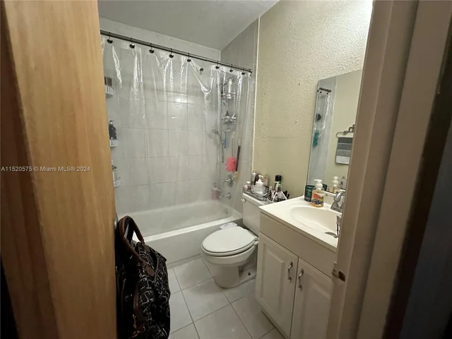 15679 SW 73rd Cir Ter # 2, Miami FL 33193