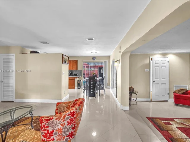 1270 NW 174th St, Miami Gardens FL 33169