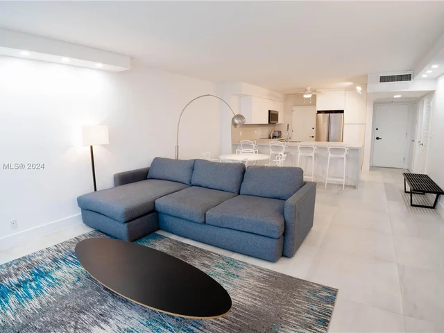 5700 Collins Ave # 7J, Miami Beach FL 33140