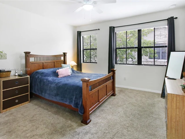 1043 NW 33rd Ct # 1043, Pompano Beach FL 33064