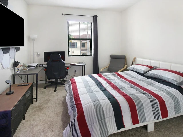 1043 NW 33rd Ct # 1043, Pompano Beach FL 33064