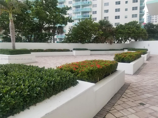 3725 S Ocean Dr # 921, Hollywood FL 33019
