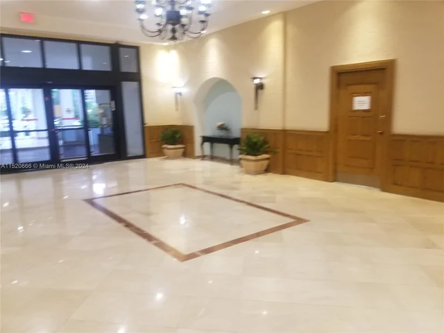 3725 S Ocean Dr # 921, Hollywood FL 33019