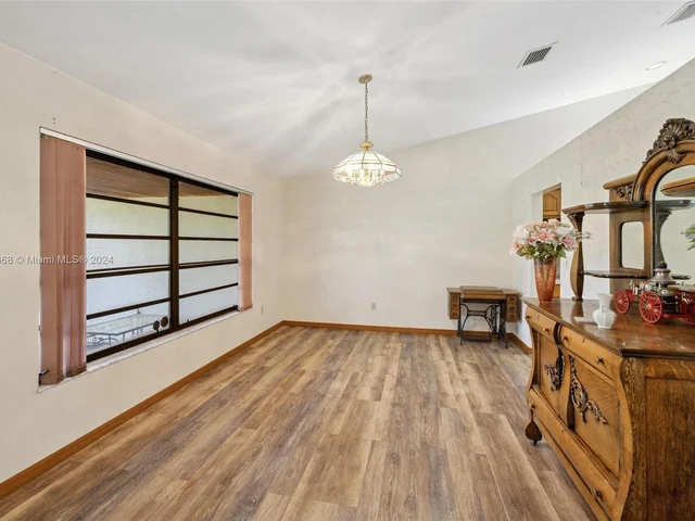 16860 SW 274th St, Homestead FL 33031