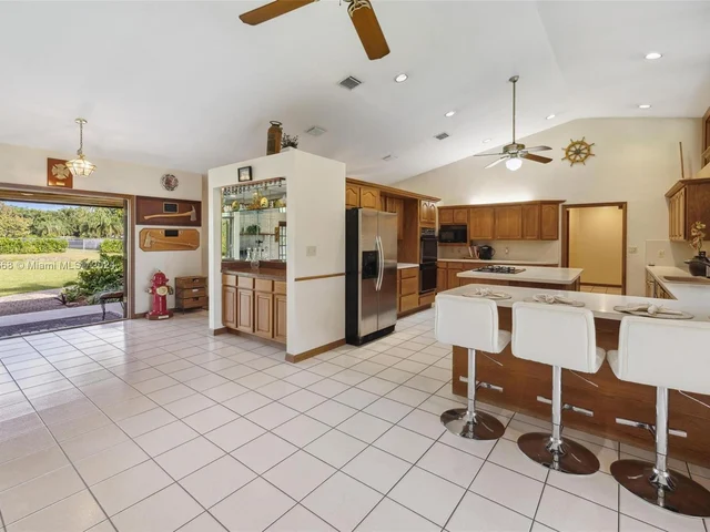 16860 SW 274th St, Homestead FL 33031