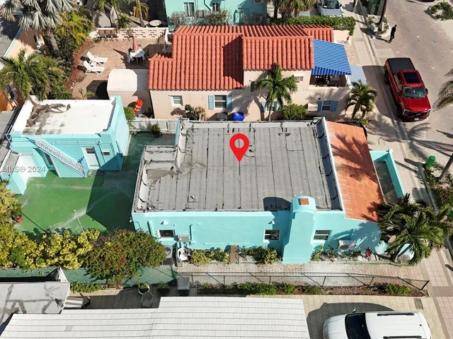 325 Grant St, Hollywood FL 33019