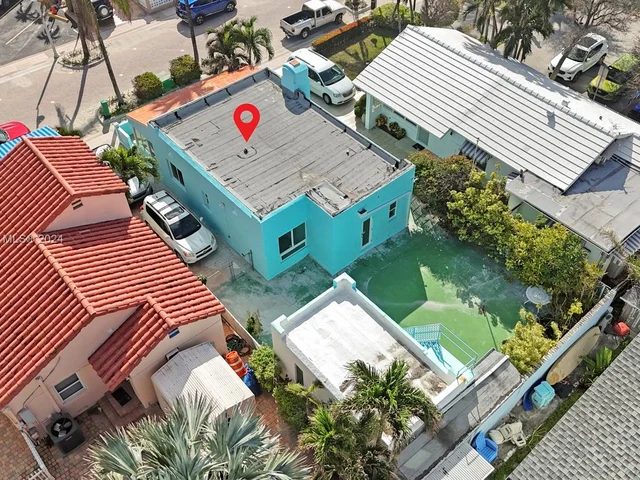 325 Grant St, Hollywood FL 33019