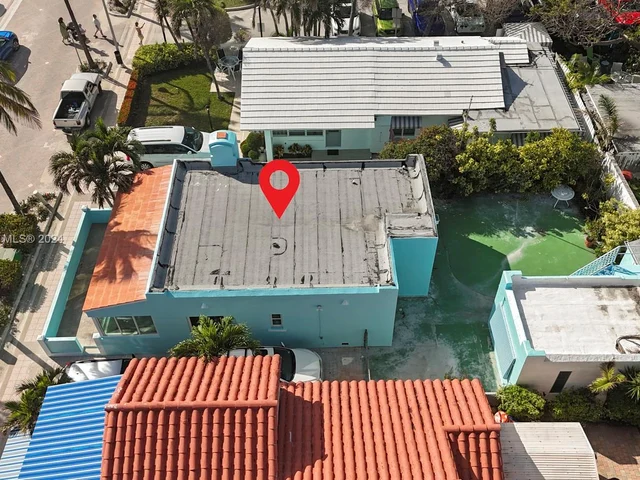 325 Grant St, Hollywood FL 33019