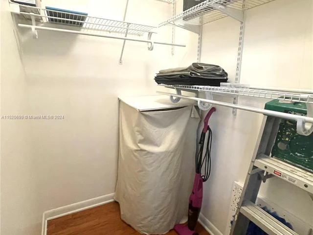 1542 Drexel Ave # 104, Miami Beach FL 33139