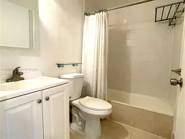 1542 Drexel Ave # 104, Miami Beach FL 33139