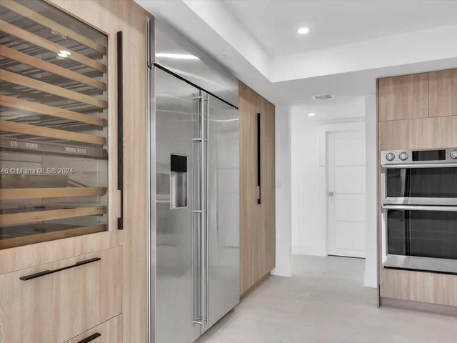 7000 Island Blvd # 1607, Aventura FL 33160