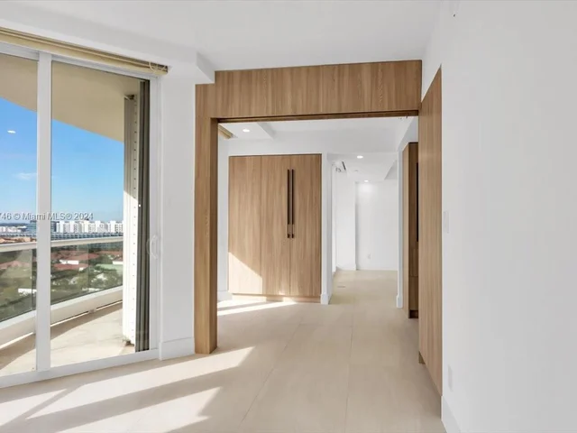 7000 Island Blvd # 1607, Aventura FL 33160