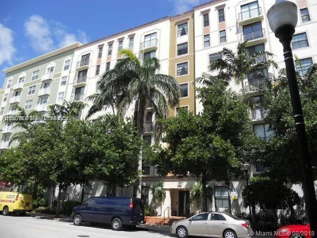 1919 Van Buren St # 108A, Hollywood FL 33020