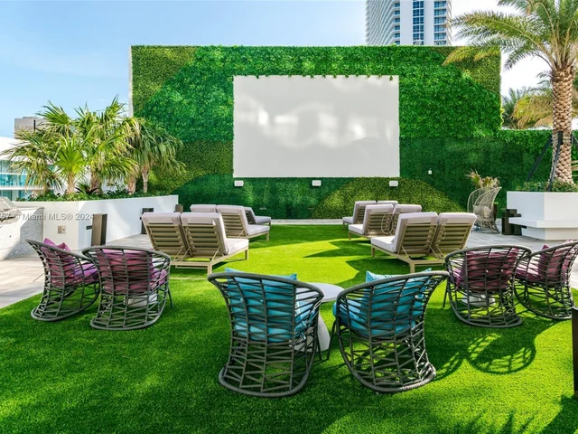 4010 S Ocean Dr # R504, Hollywood FL 33019