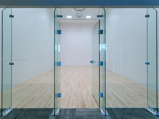 4010 S Ocean Dr # R504, Hollywood FL 33019