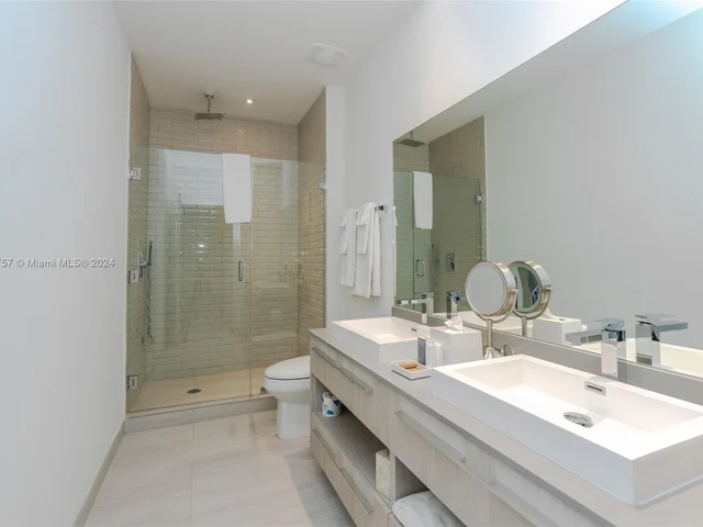 4010 S Ocean Dr # R504, Hollywood FL 33019