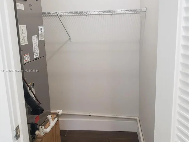 7313 NW 57th Dr, Tamarac FL 33321