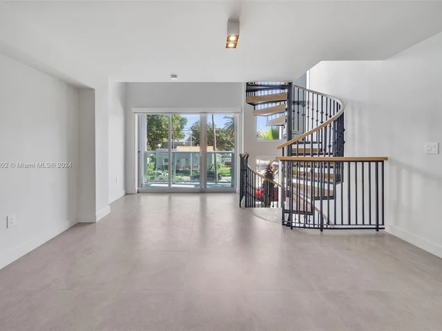 1500 Bay Rd # 1522, Miami Beach FL 33139