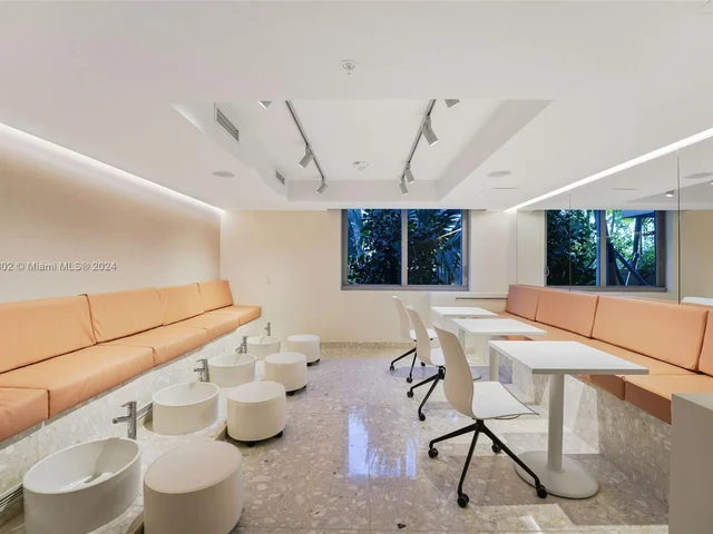 1500 Bay Rd # 1522, Miami Beach FL 33139