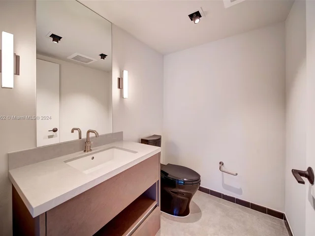 1500 Bay Rd # 1522, Miami Beach FL 33139