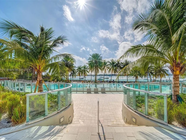 1500 Bay Rd # 1522, Miami Beach FL 33139