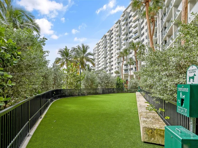 1500 Bay Rd # 1522, Miami Beach FL 33139