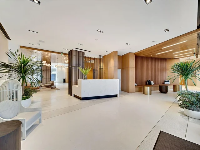 1500 Bay Rd # 1522, Miami Beach FL 33139