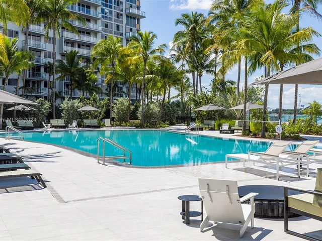 1500 Bay Rd # 1522, Miami Beach FL 33139