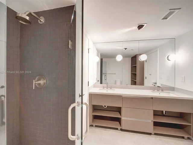 1500 Bay Rd # 1522, Miami Beach FL 33139